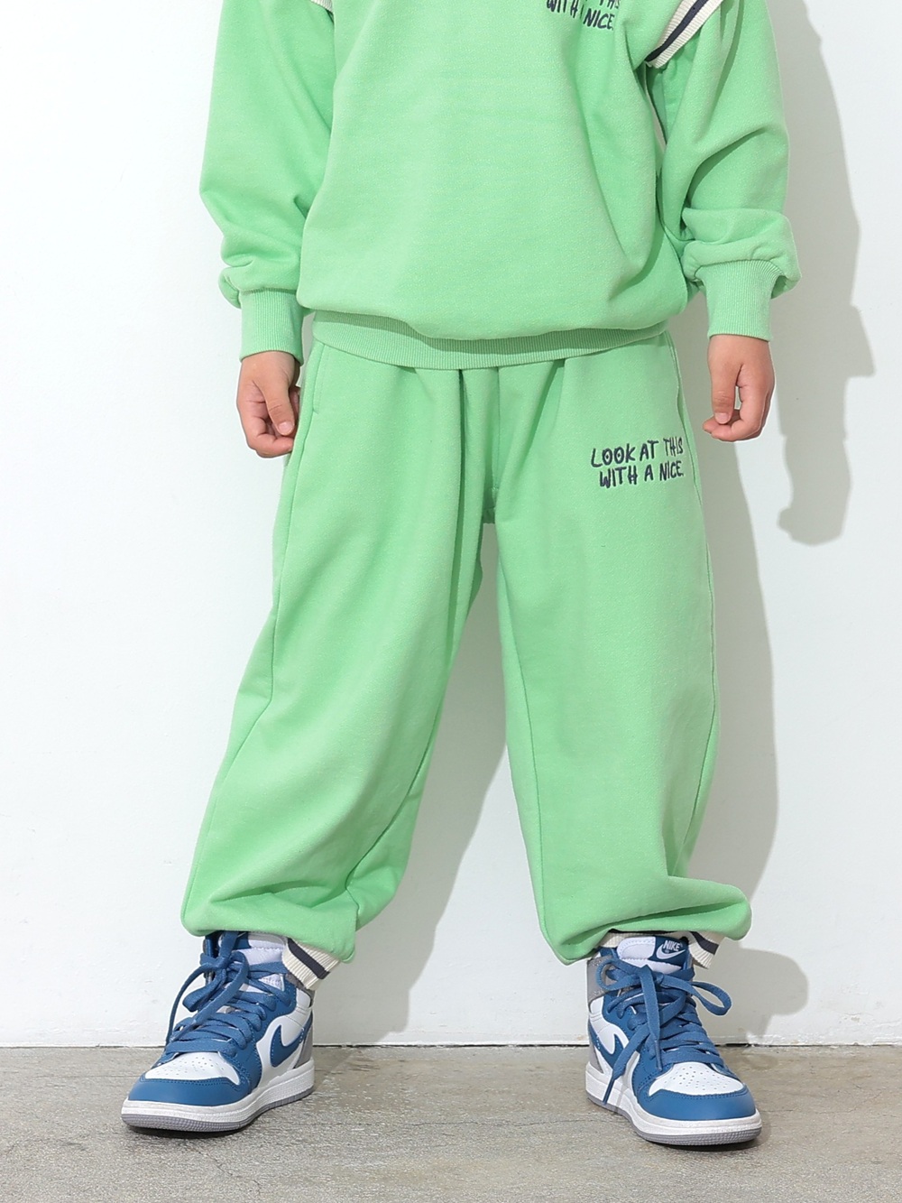 Ashley Williams Shrunk Baby スウェットパンツ ASHLEY WILLIAMS（アシュリーウィリアムス）｜スウェットパンツ