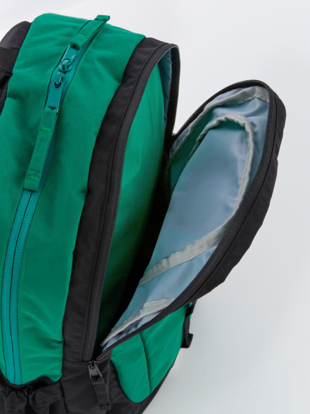 DAYPACK HIKEDAY PLUS | 子供服のオーシャン＆グラウンド